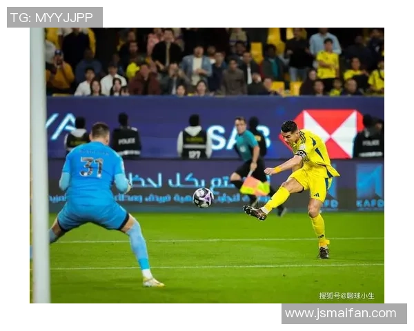 足球巨星变身路人化身街头高手 隐藏技能挑战普通人极限